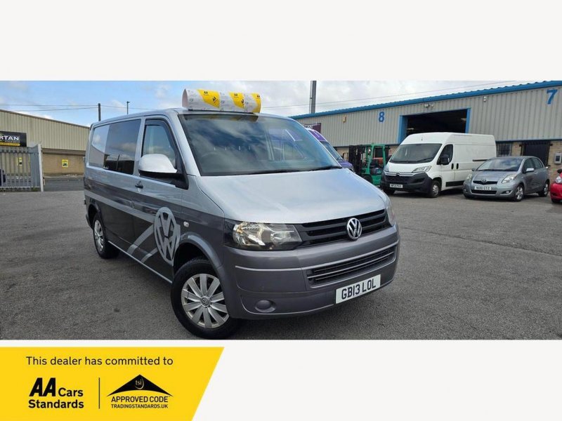 VOLKSWAGEN TRANSPORTER
