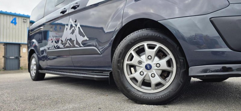 FORD TRANSIT CUSTOM