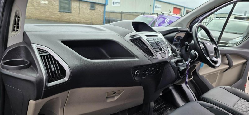 FORD TRANSIT CUSTOM
